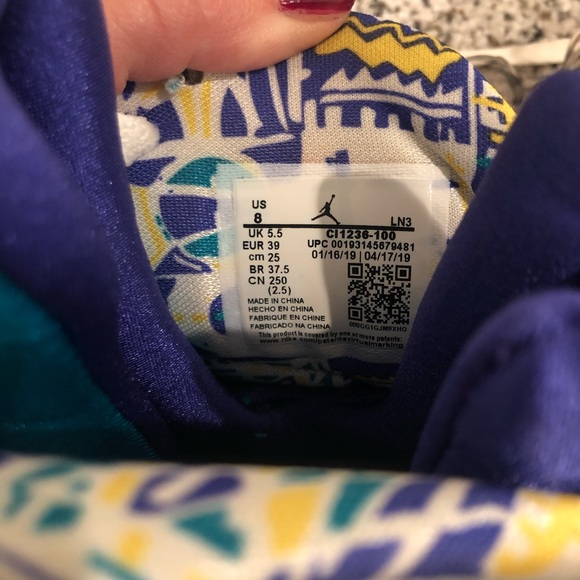 Nike Air Jordan 8 Retro White/Aqua Women Shoe - Picture 3 of 5